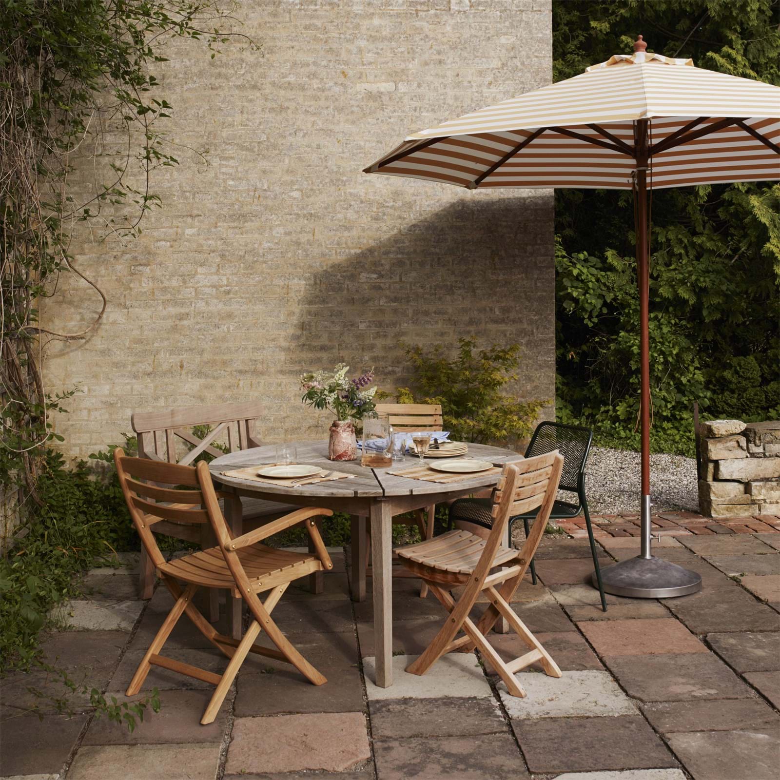 Selandia Armchair - Teak från Vålamagasinet Stolar utemöbler, Skagerak, Image-7