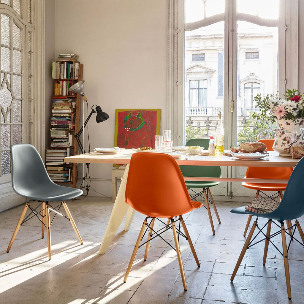 Eames Plastic Side Chair RE DSW - Golden Maple från Vålamagasinet Matstolar, Vitra, Image-2