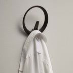 Gloria Hängare från Vålamagasinet Galgar och hängare, Essem Design, Image-6