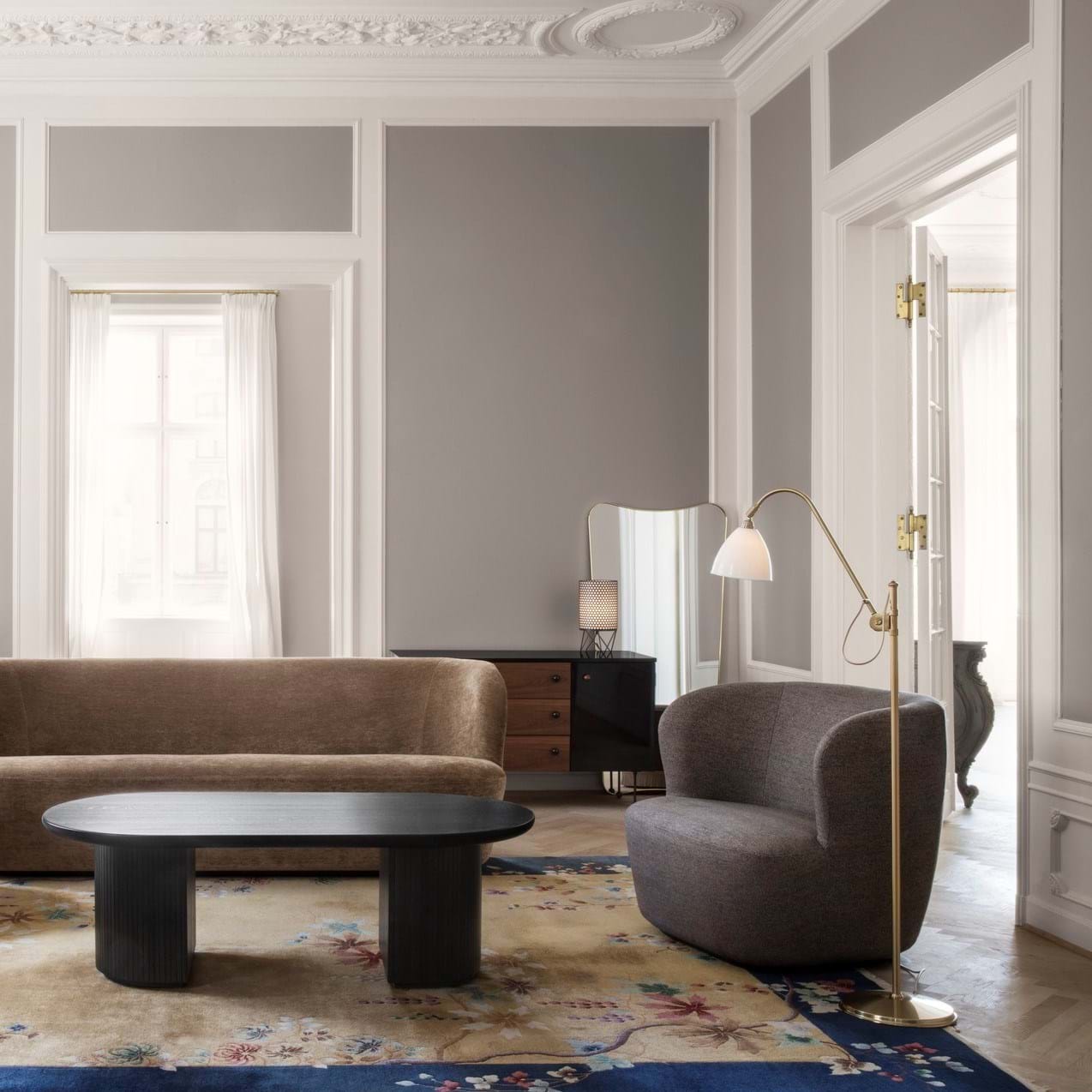 F.A.33 Rectangular Mirror 146x70 cm från Vålamagasinet Speglar, Gubi, Image-4