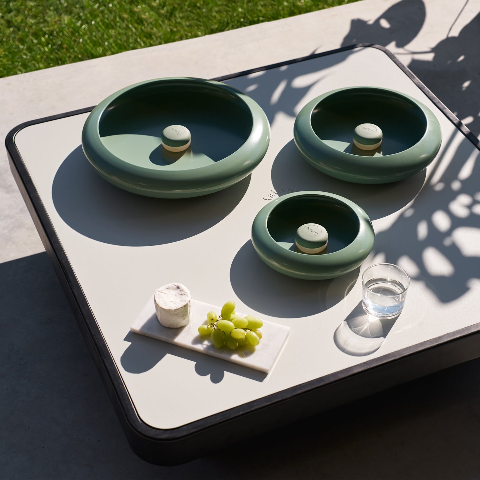 Paletti Table