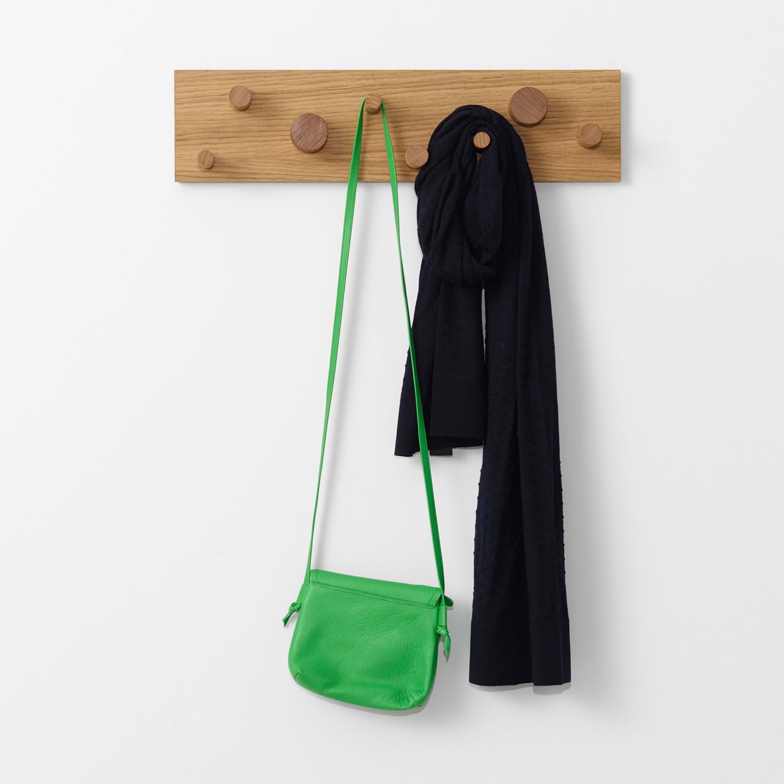 Fellow Coat Hanger från Vålamagasinet Galgar och hängare, A2 Designers, Image-2