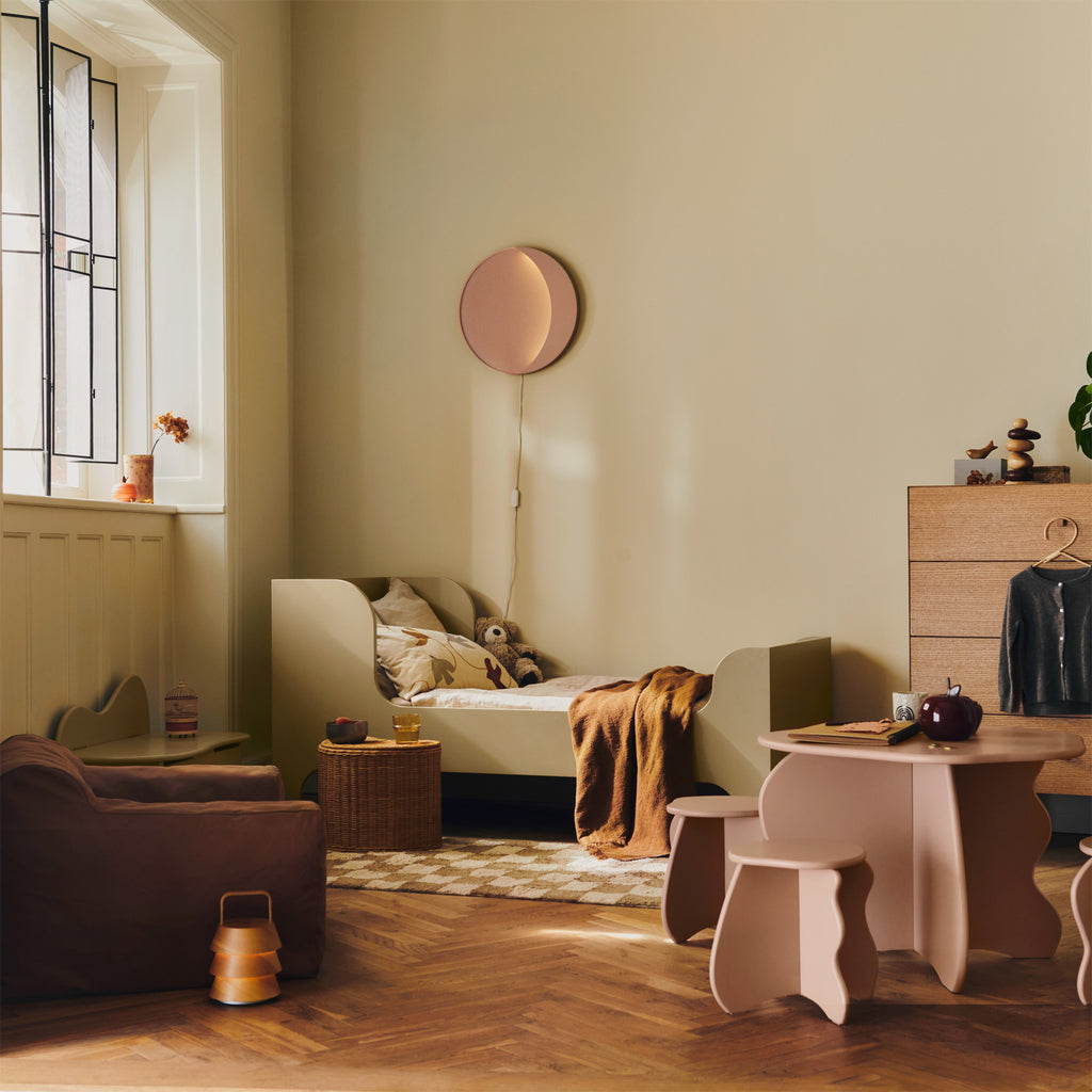Sill Junior Bed