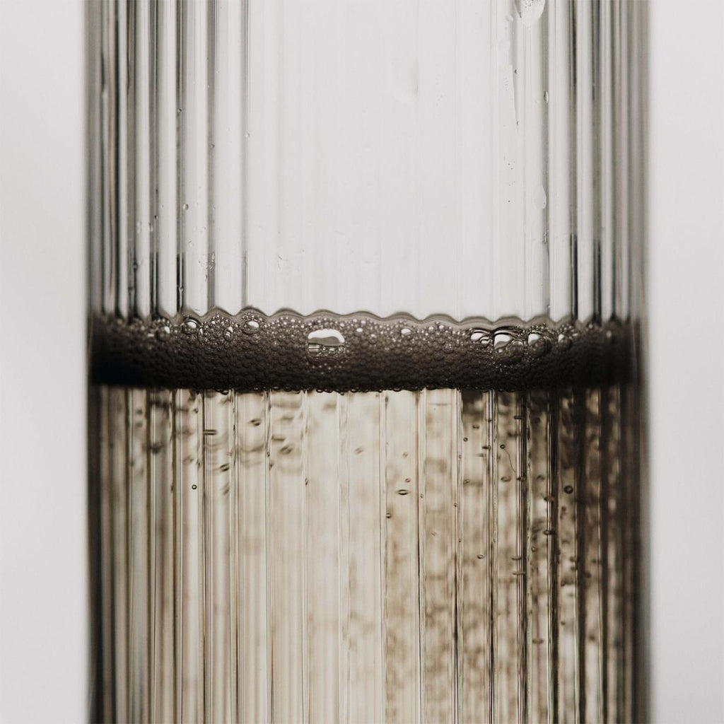 Ripple Champagne Flutes Set Of 2 från Vålamagasinet Tallrikar och glas, Ferm Living, Image-3