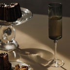 Ripple Champagne Flutes Set Of 2 från Vålamagasinet Tallrikar och glas, Ferm Living, Image-4