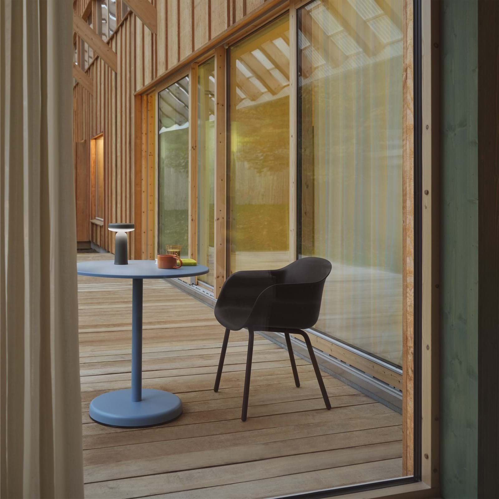 Fiber Outdoor Armchair från Vålamagasinet Stolar utemöbler, Muuto, Image-5