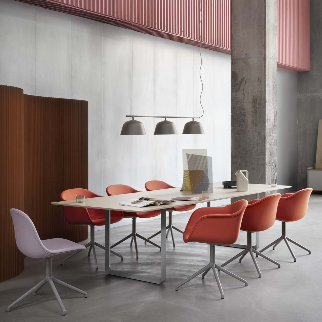 Ambit Rail Lamp från Vålamagasinet Taklampor, Muuto, Image-2