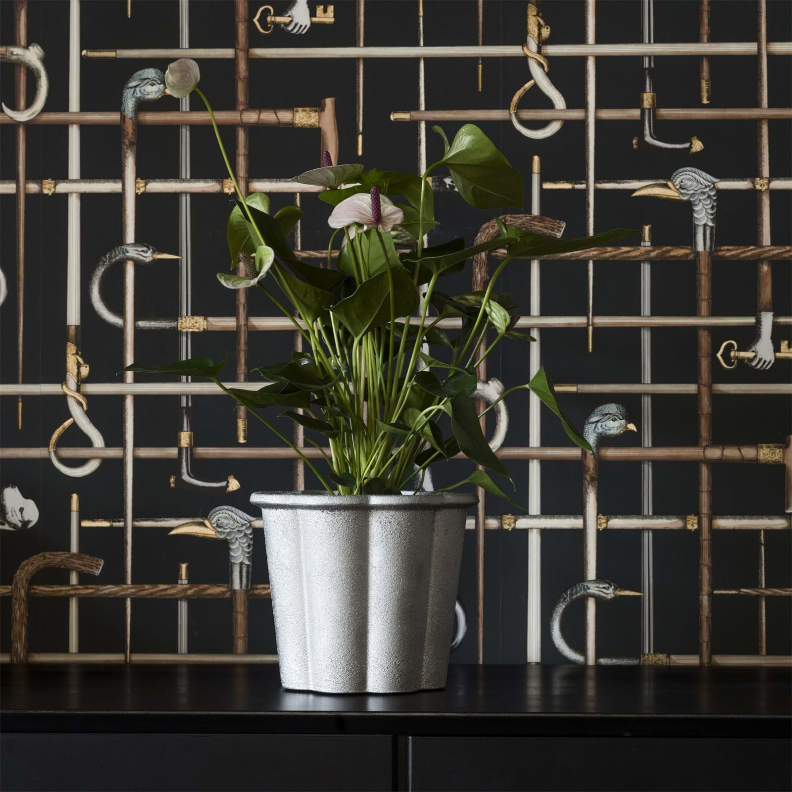 Fjällsippa Kruka Aluminium från Vålamagasinet Krukor och vaser, Byarums Bruk, Image-3