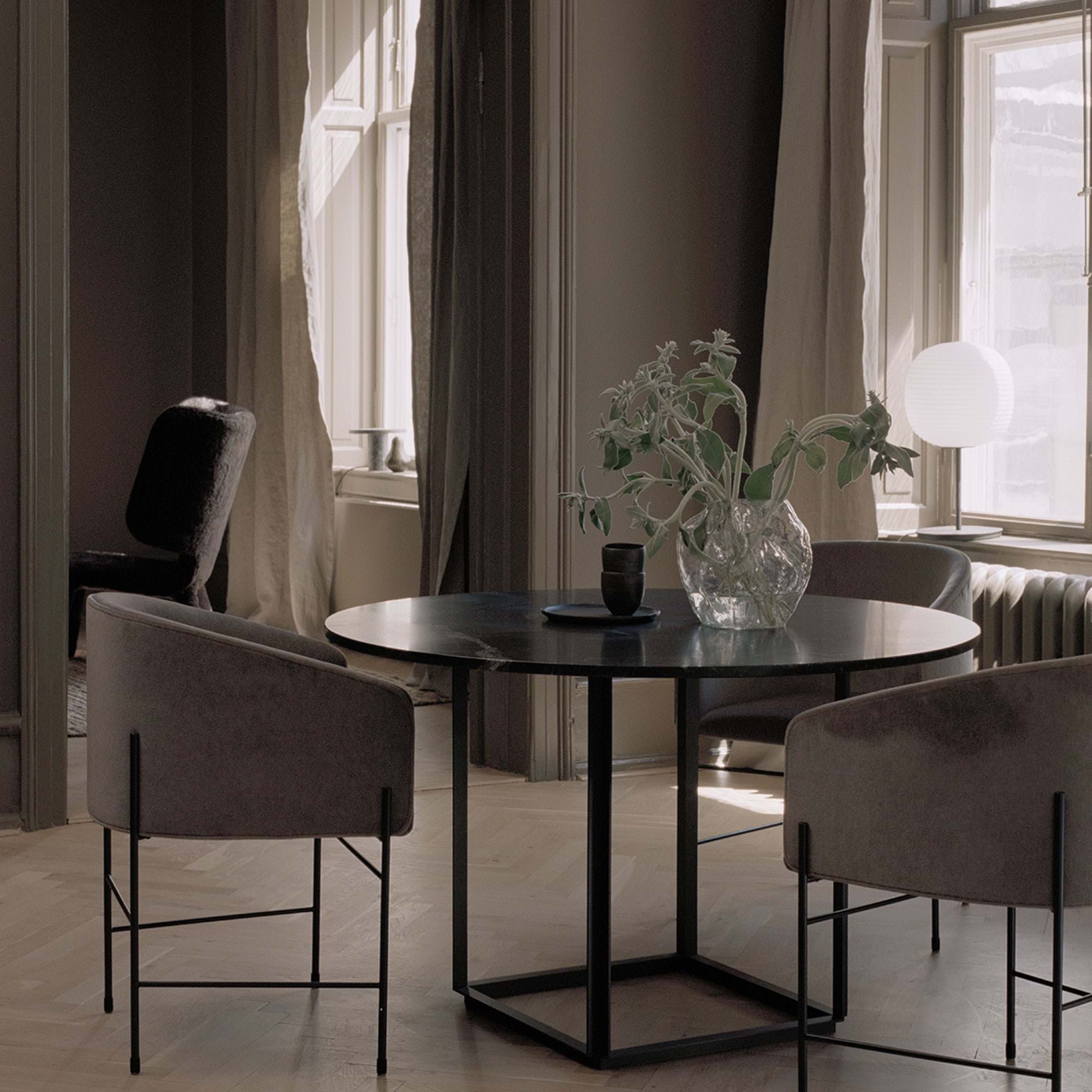 Florence Dining Table Ø120 från Vålamagasinet Matbord, New Works, Image-2