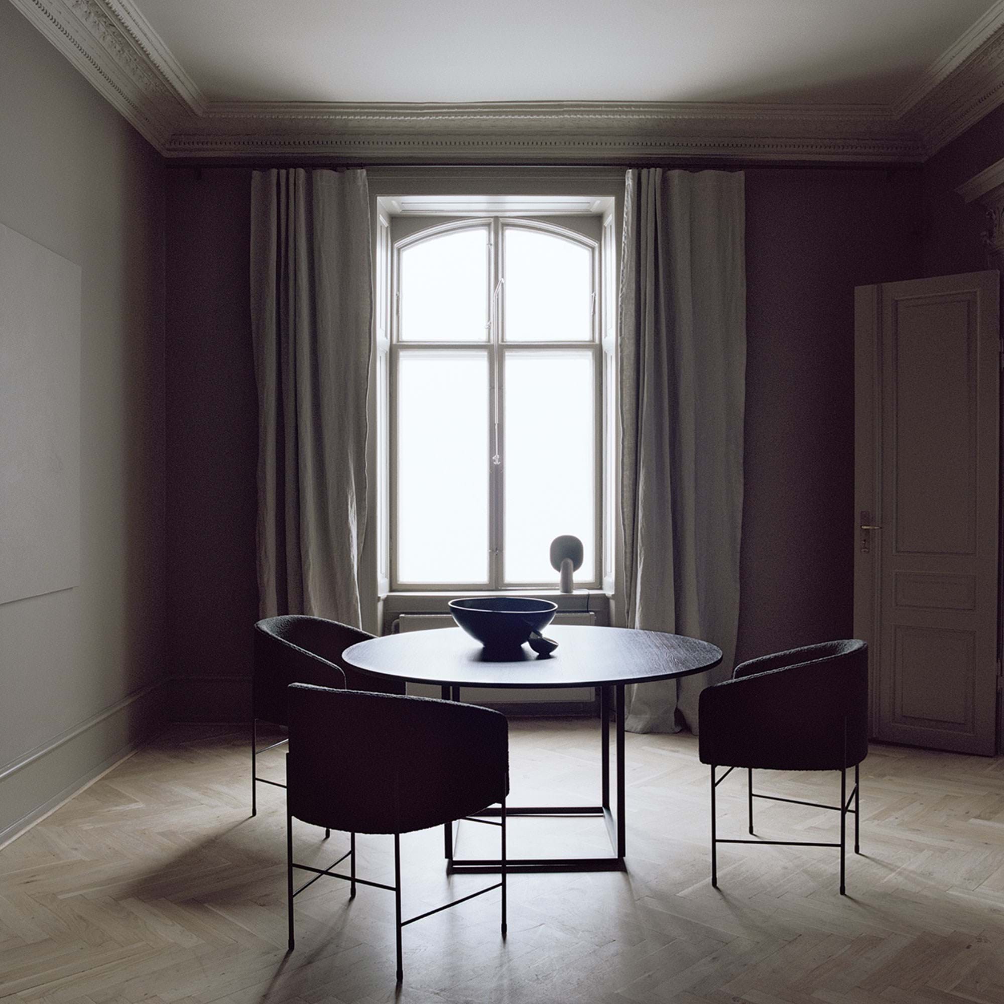 Florence Dining Table Ø120 från Vålamagasinet Matbord, New Works, Image-3