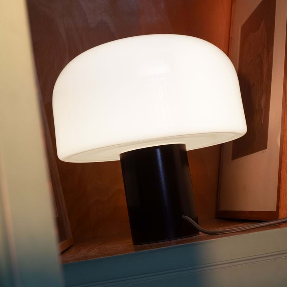 Bellhop Glass T Bordslampa från Vålamagasinet Bordslampor, Flos, Image-3