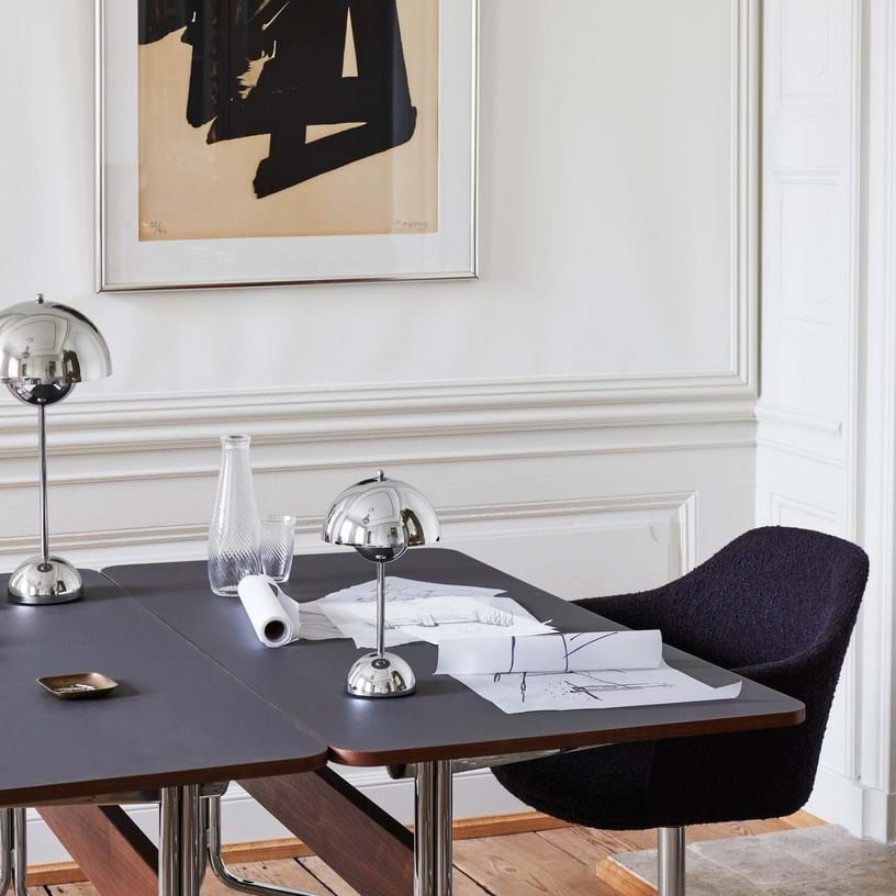 Flowerpot Portable Table Lamp VP9 från Vålamagasinet Portabla lampor, &Tradition, Image-3