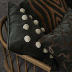 Chand Velvet Cushion Cover 40x60 från Vålamagasinet Prydnadskuddar, Chhatwal & Jonsson, Image-4