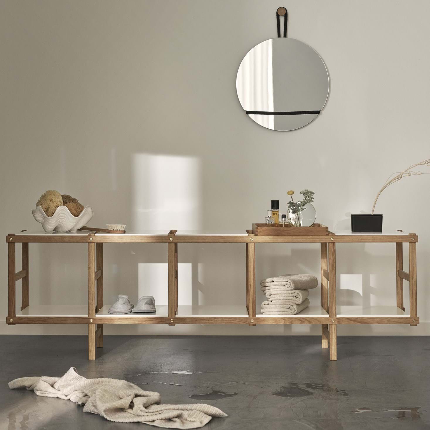 Frame Low från Vålamagasinet Hyllor, Design House Stockholm, Image-4