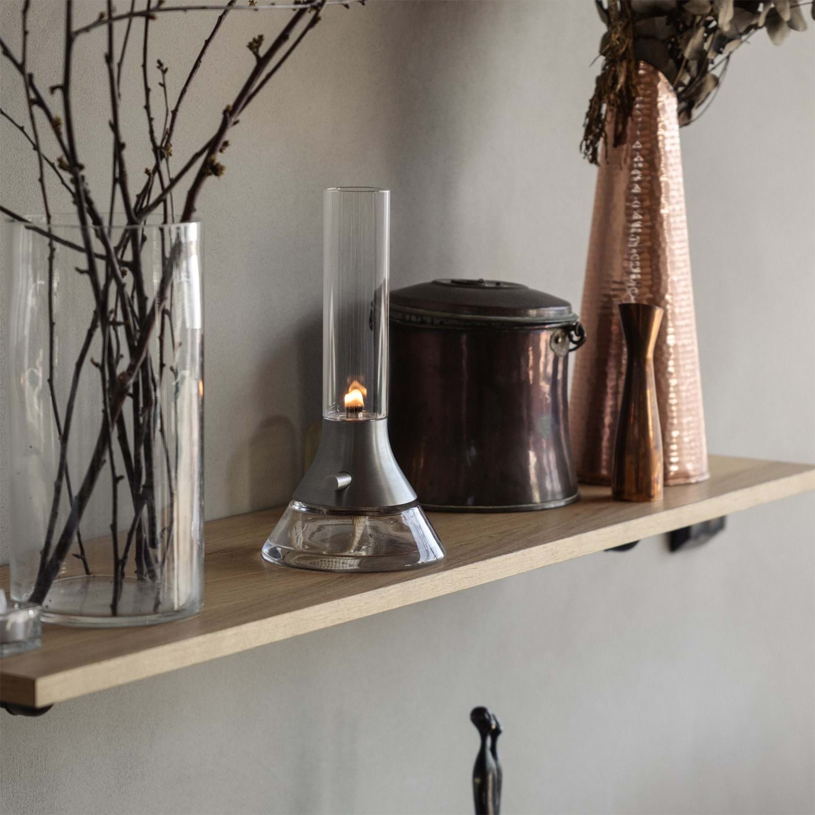 Fyr Kerosene Lamp från Vålamagasinet Ljusstakar och ljuslyktor, Design House Stockholm, Image-2