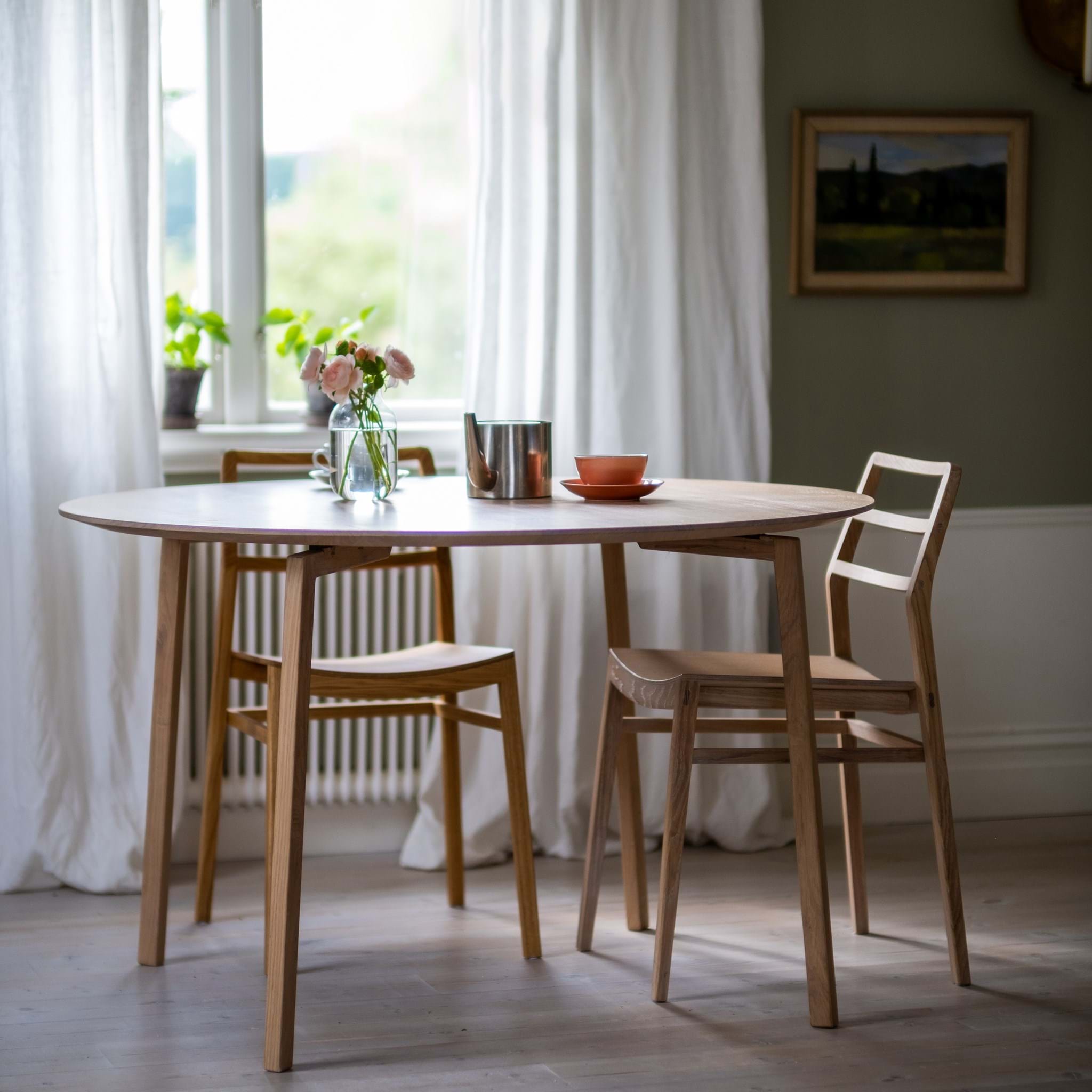 Burs Matbord Runt från Vålamagasinet Matbord, G.A.D, Image-3