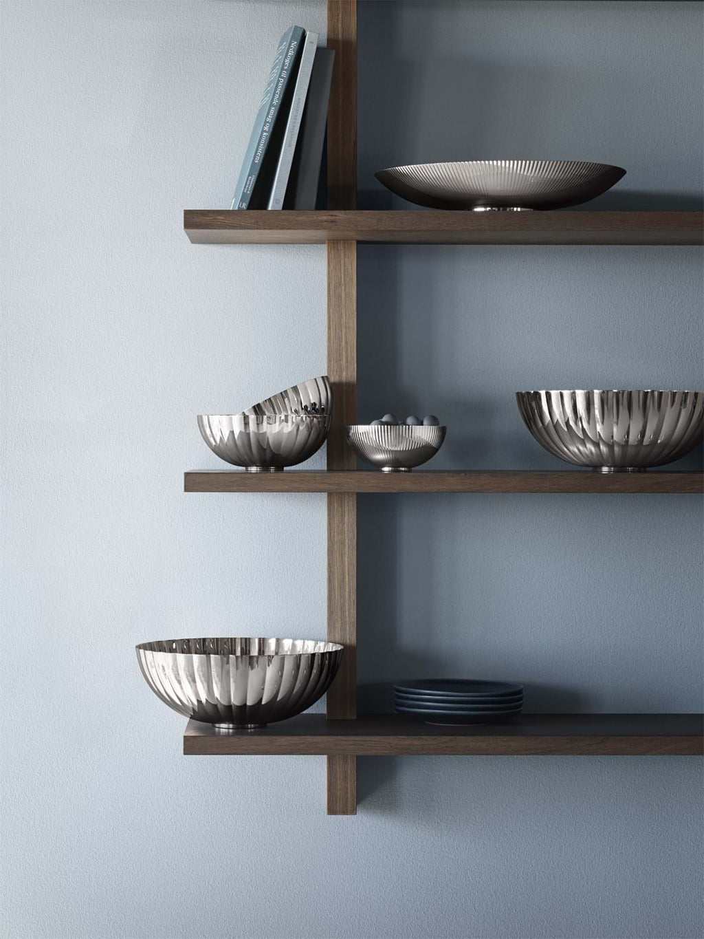 Bernadotte Low Bowl från Vålamagasinet Skålar och serveringsfat, Georg Jensen, Image-2
