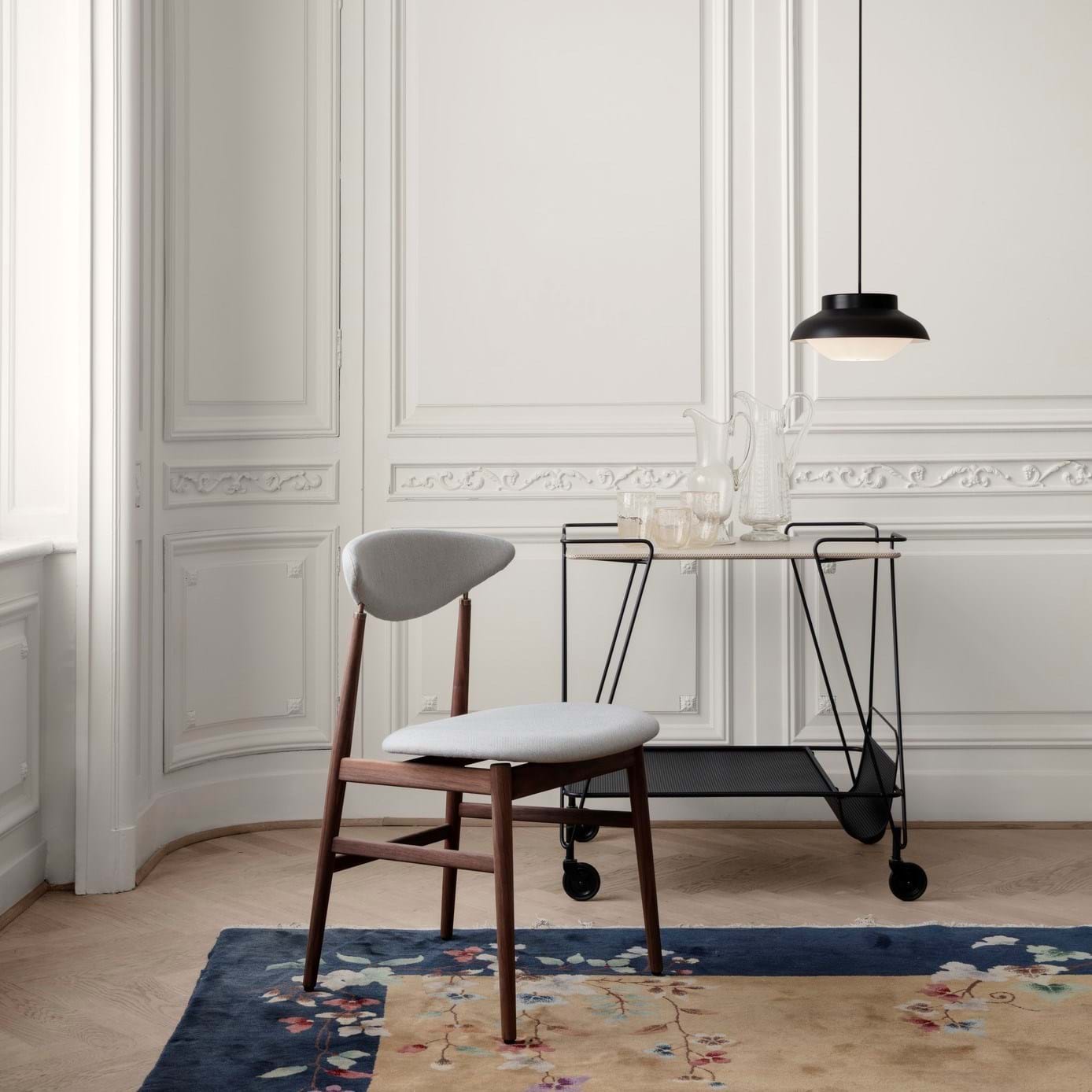 Gent Dining Chair Fully Upholstered från Vålamagasinet Matstolar, Gubi, Image-2