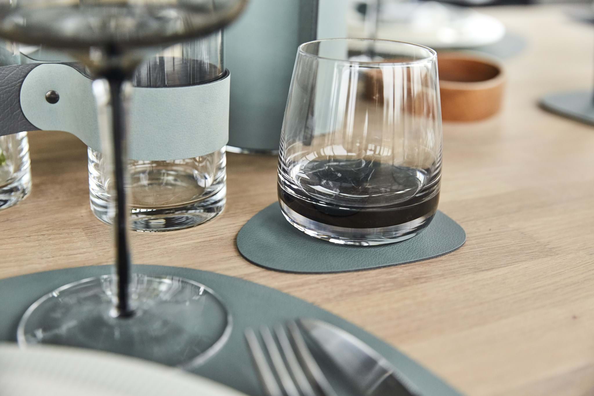 Glass Mat Curve Nupo från Vålamagasinet Brickor och underlägg, Lind DNA, Image-2