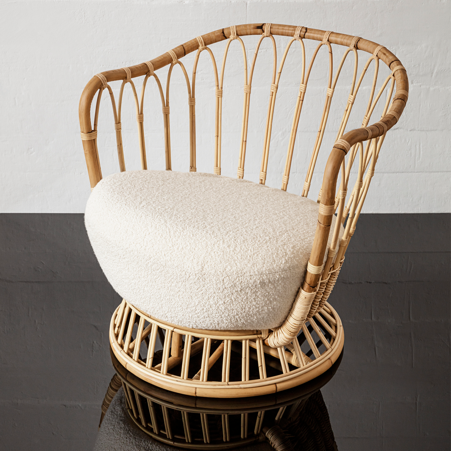 Grace Lounge Chair från Vålamagasinet Fåtöljer, Gubi, Image-5