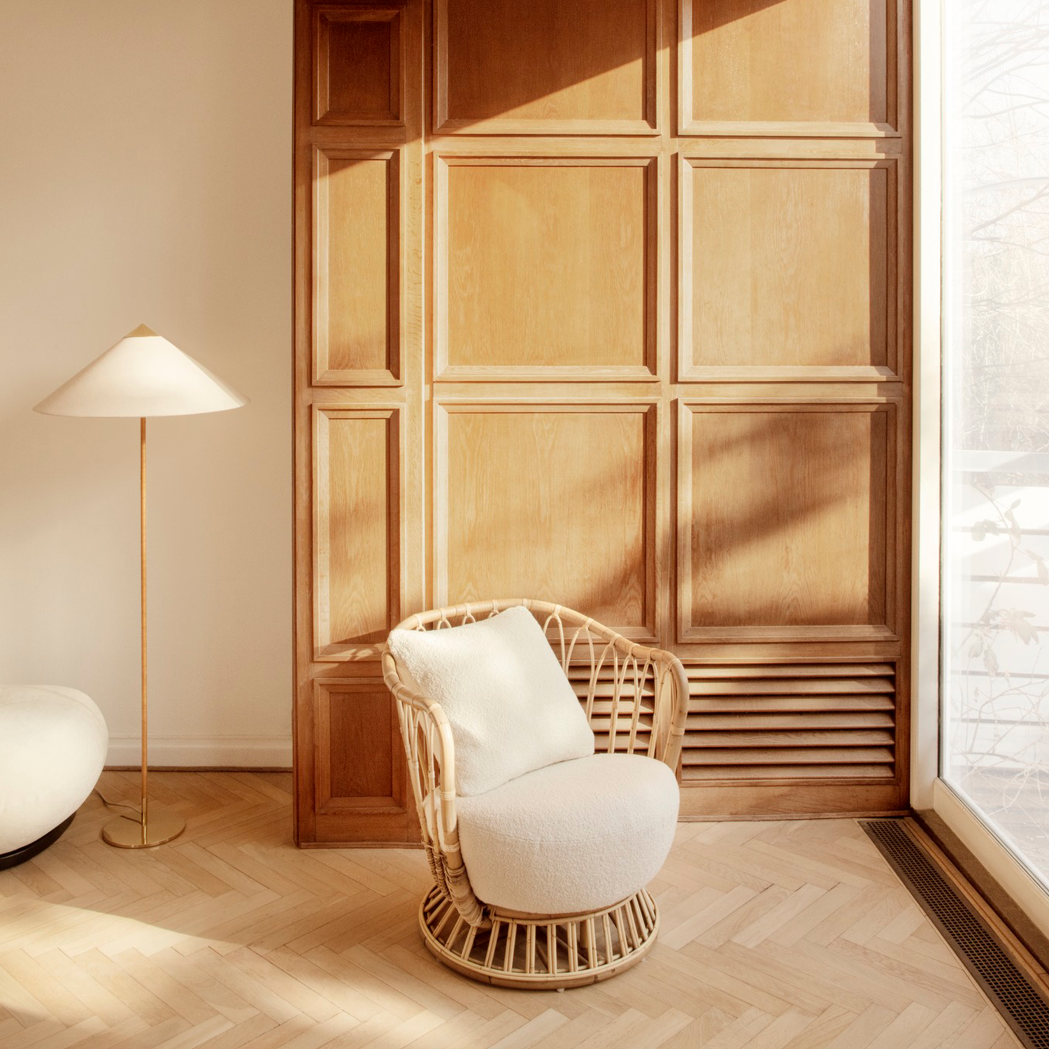 Grace Lounge Chair från Vålamagasinet Fåtöljer, Gubi, Image-2