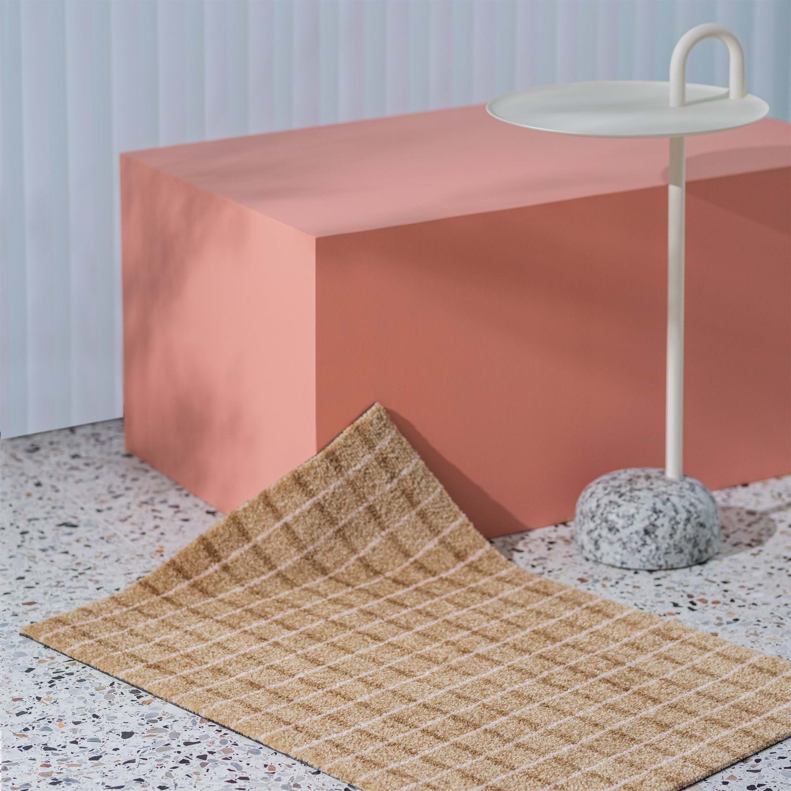 Grid Chocolate Strawberry från Vålamagasinet Dörrmattor, Heymat, Image-2