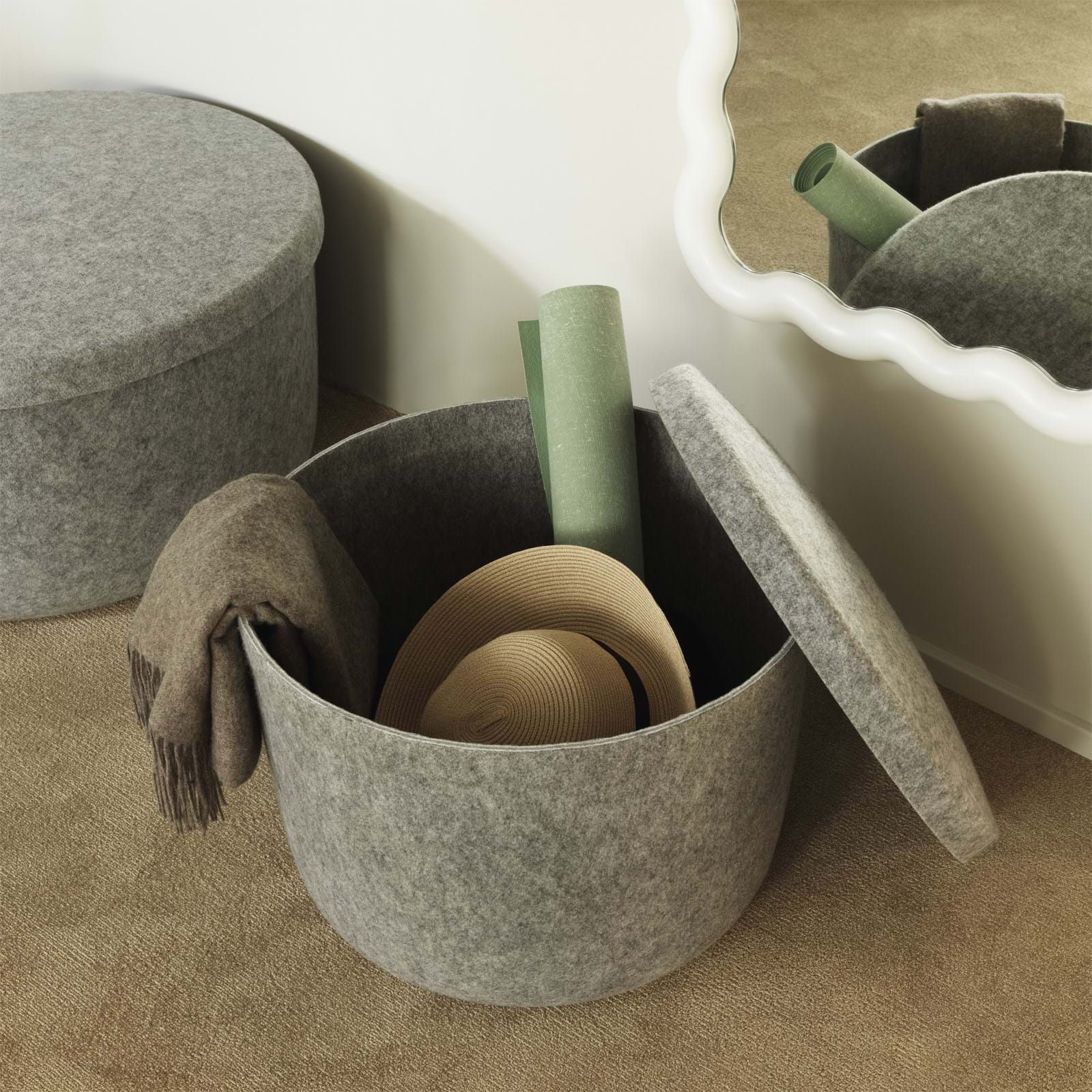 Hide Storage Pouf Small från Vålamagasinet Pallar och bänkar, Normann Copenhagen, Image-4