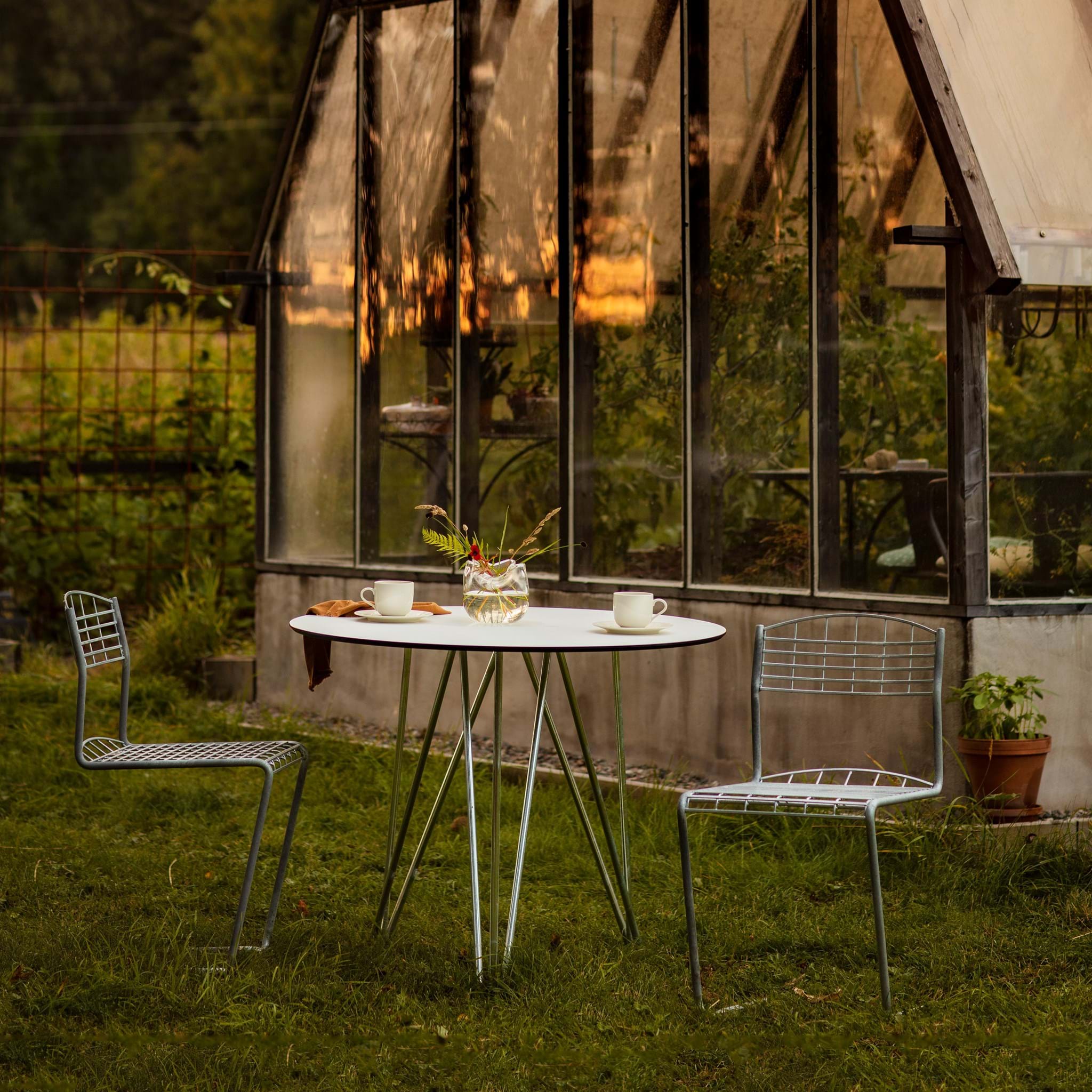 High-Tech Stol från Vålamagasinet Stolar utemöbler, Grythyttan, Image-2