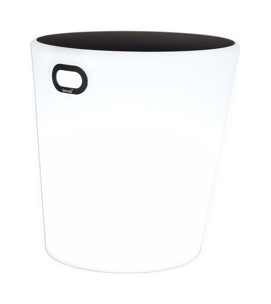 Inoui Lighting Stool från Vålamagasinet Golvlampor, Fermob, Image-1