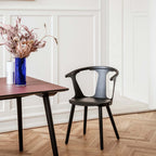 In Between Chair SK1 från Vålamagasinet Matstolar, &Tradition, Image-3