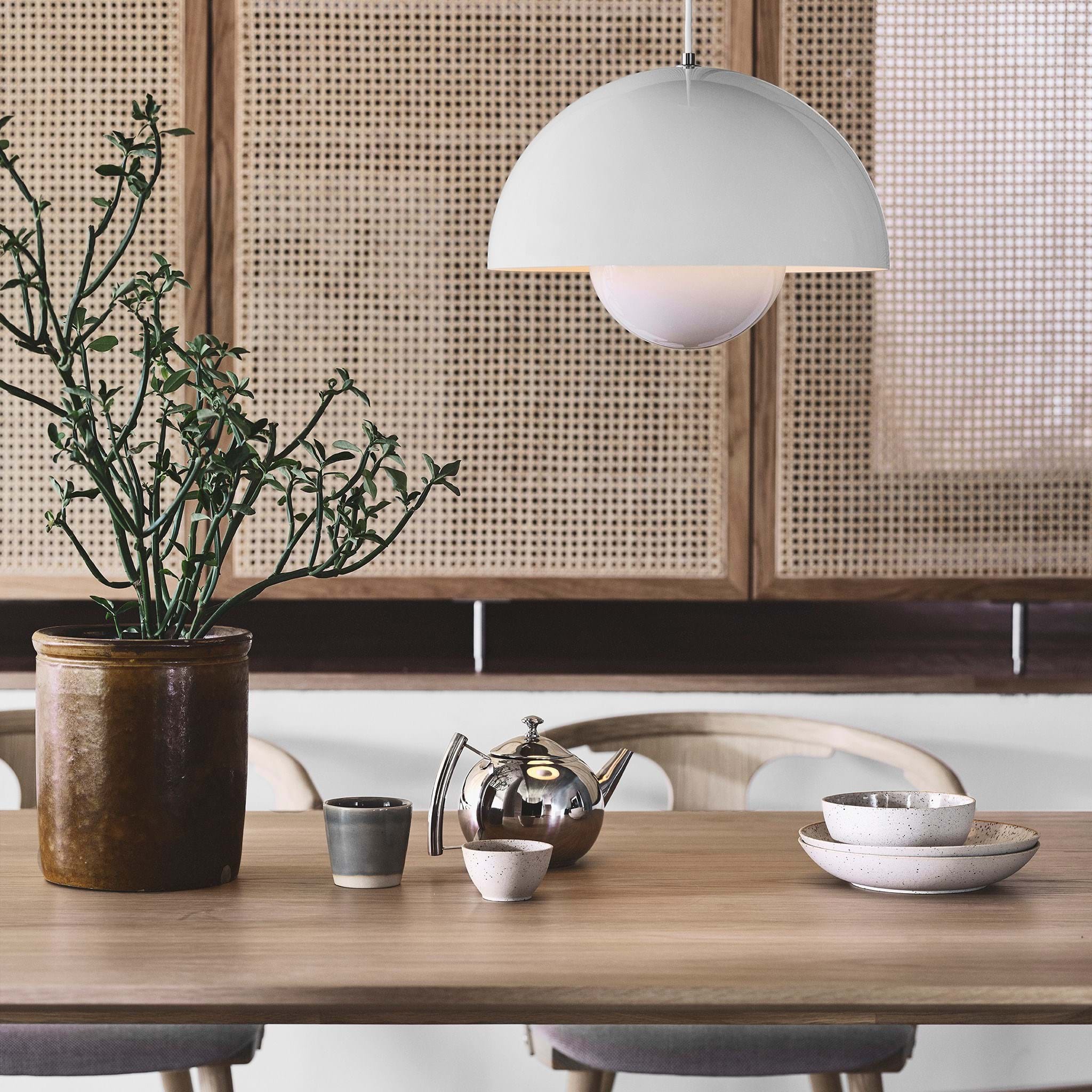 In Between Table SK6 från Vålamagasinet Matbord, &Tradition, Image-3