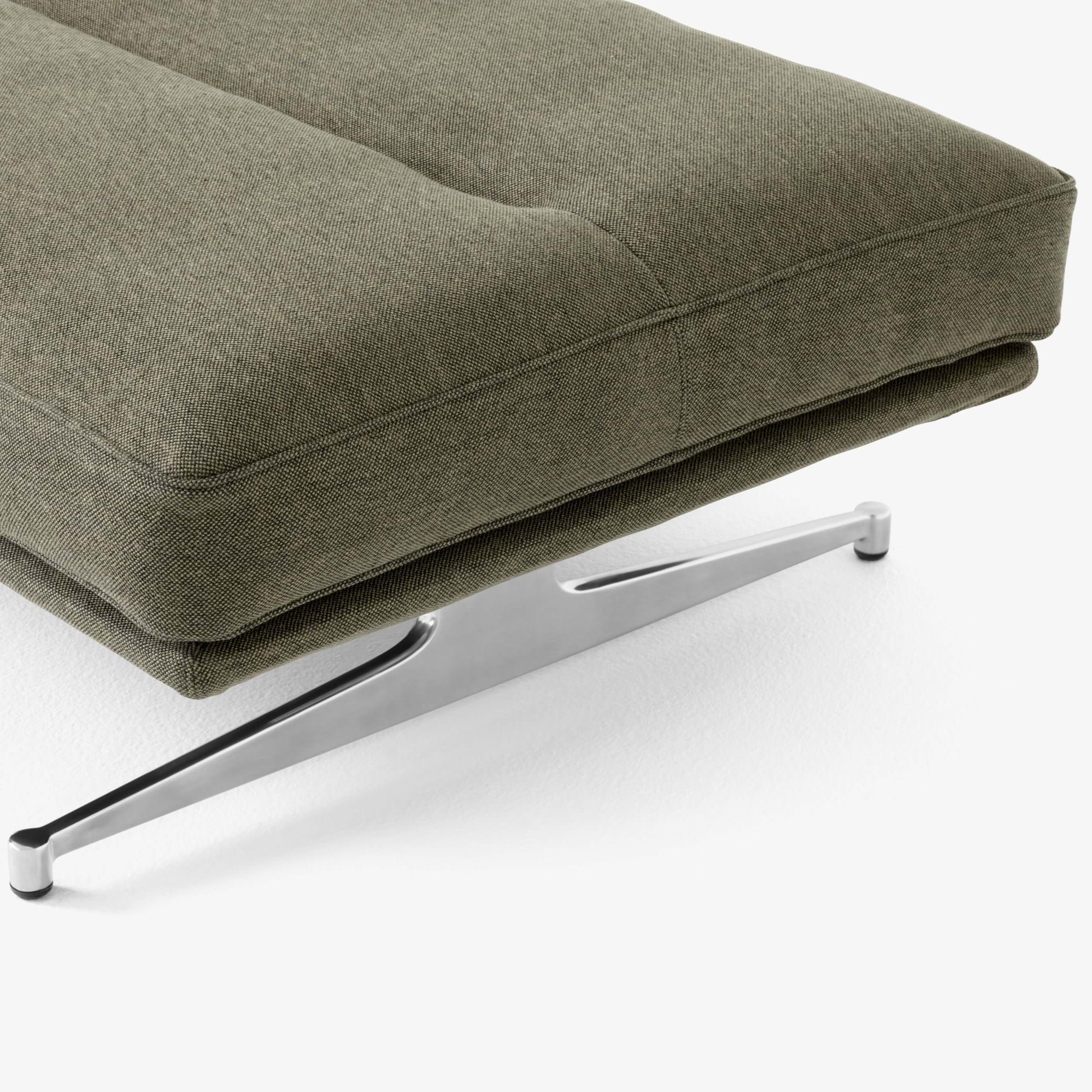 Inland AV32 från Vålamagasinet Fotpallar, &Tradition, Image-2