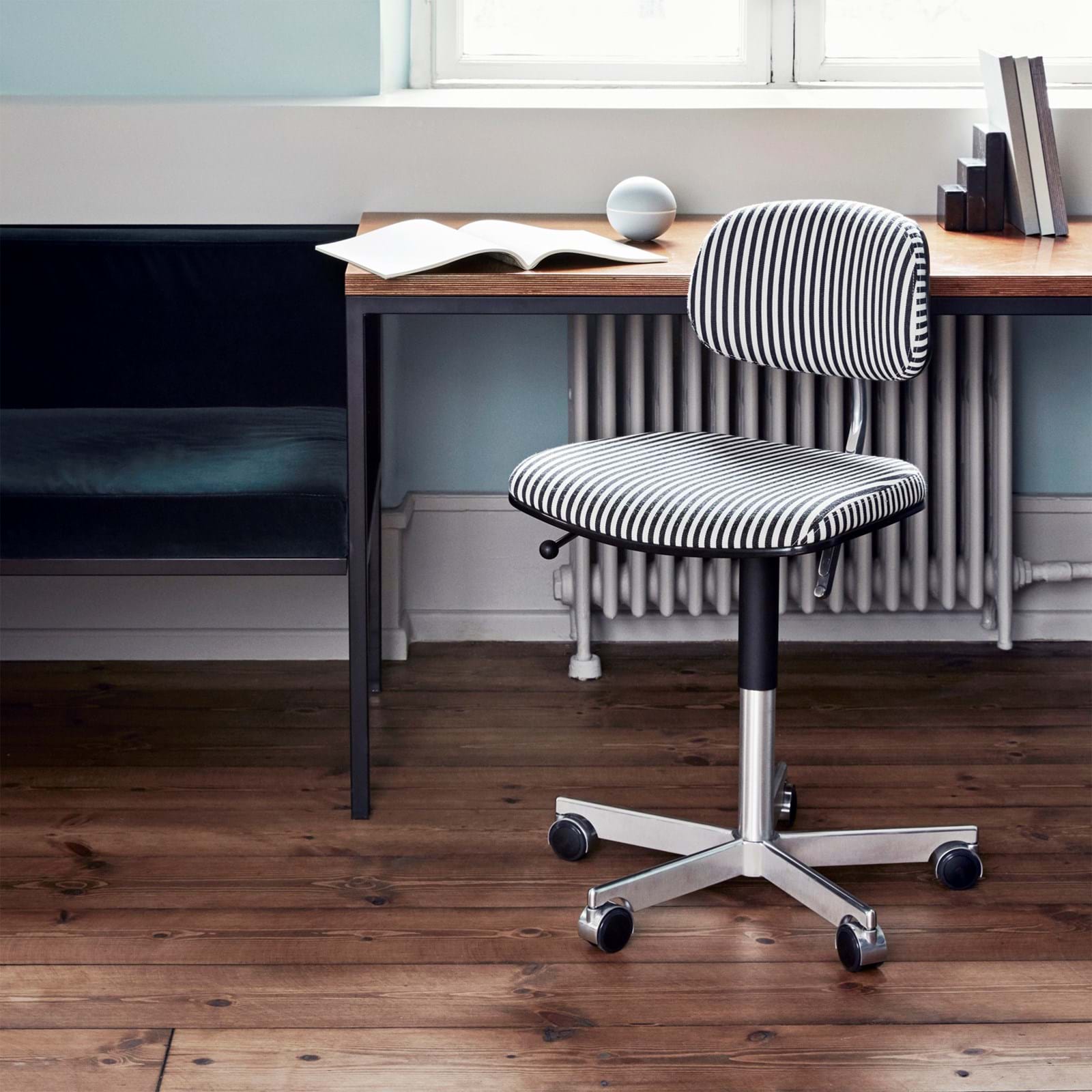 KEVI 2534 Swivel Chair från Vålamagasinet Skrivbordsstolar, Engelbrechts, Image-3