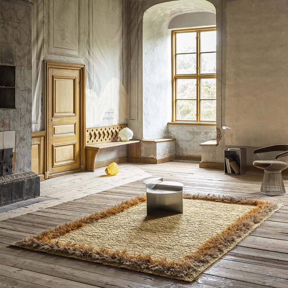 Feather från Vålamagasinet Ullmattor, Kasthall, Image-3