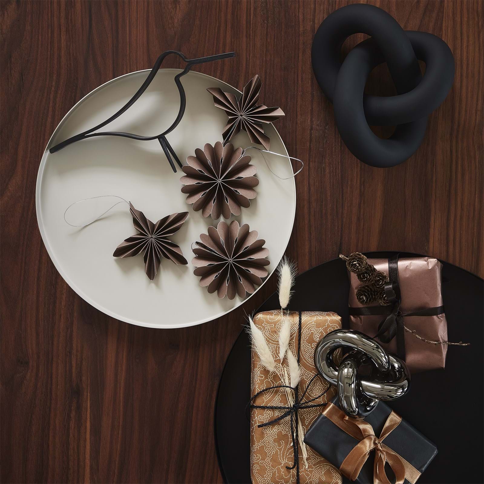 Knot Table Large från Vålamagasinet Övriga inredningsdetaljer, Cooee Design, Image-2