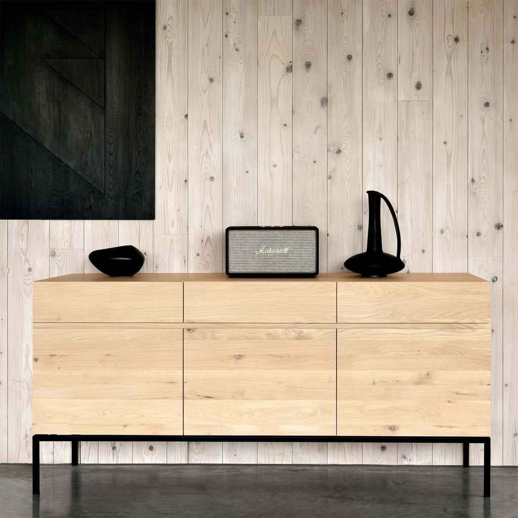 Ligna Sideboard 3 Doors/3 Drawers - Oak från Vålamagasinet Skänkar och sideboards, Ethnicraft, Image-2