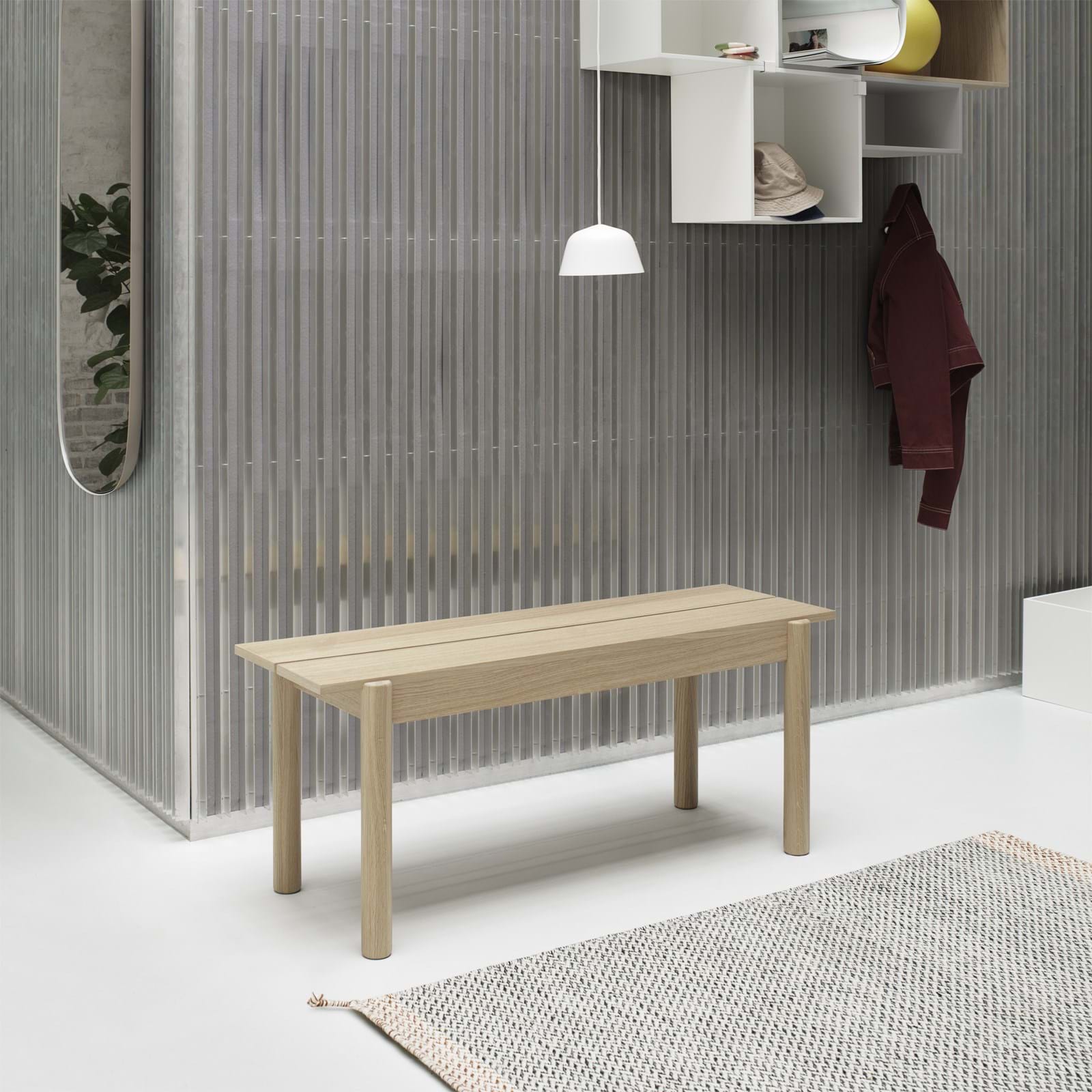 Linear Wood Bench från Vålamagasinet Bänkar och pallar, Muuto, Image-2