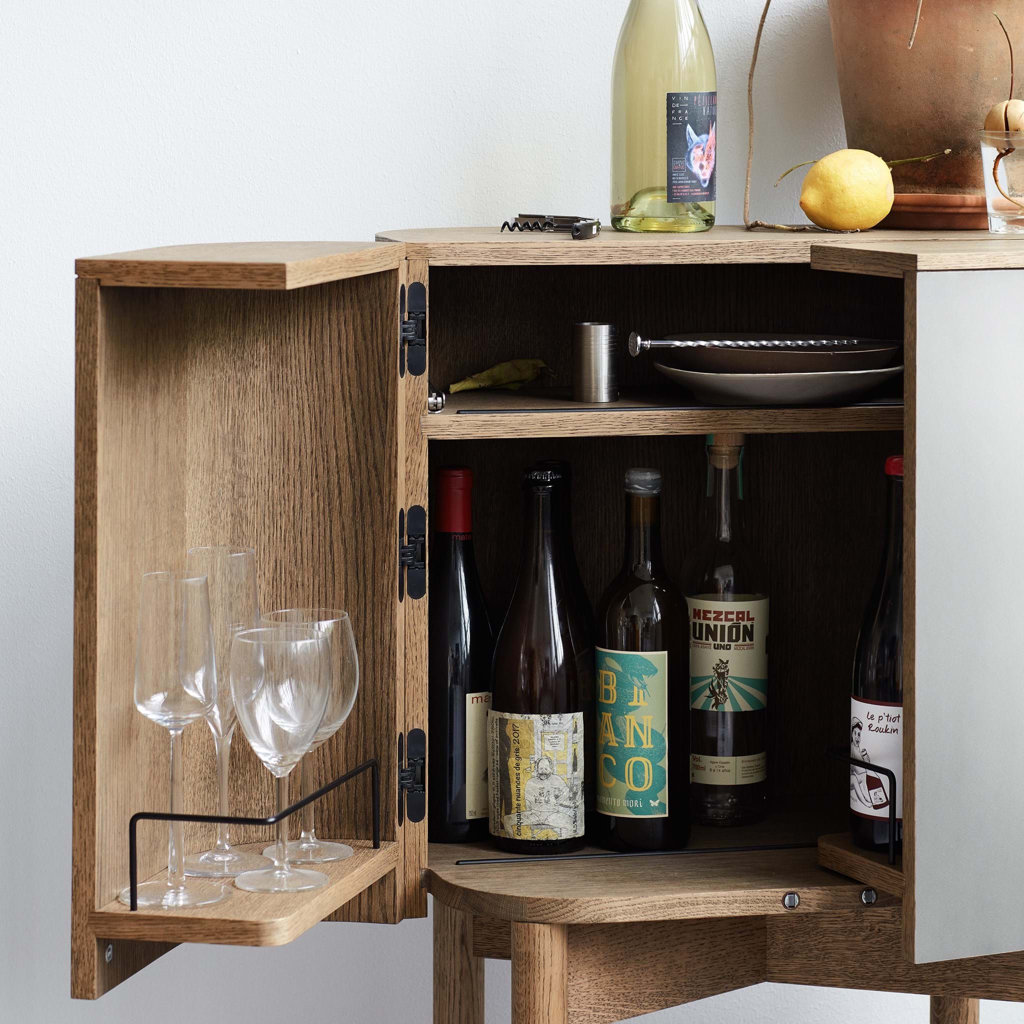 Loud Bar Cabinet från Vålamagasinet Skåp och vitrinskåp, Northern, Image-3