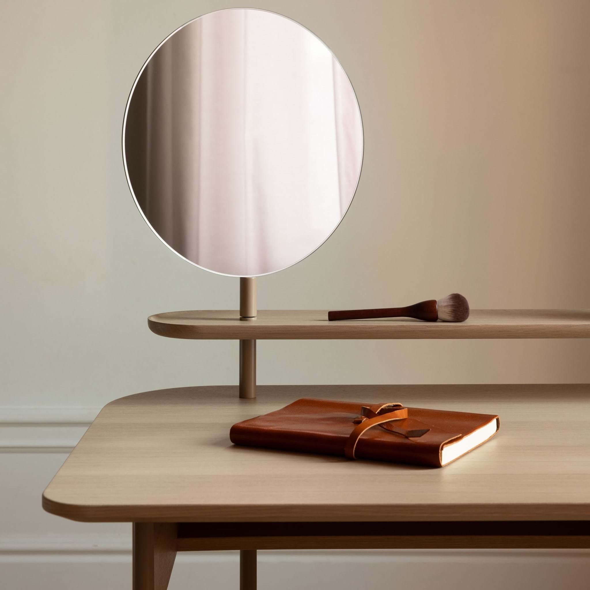 Luna Skrivbord Med Låda från Vålamagasinet Skrivbord, Swedese, Image-5