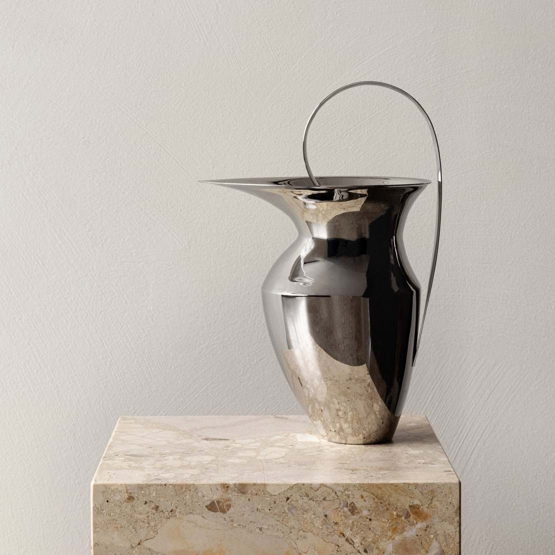 Etruscan Pitcher från Vålamagasinet Termosar och karaffer, Audo Copenhagen, Image-2