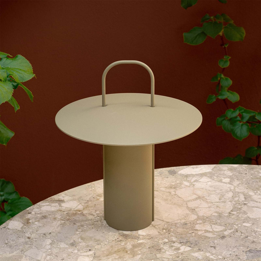 Ray Table Lamp Portable från Vålamagasinet Bordslampor, Audo Copenhagen, Image-2