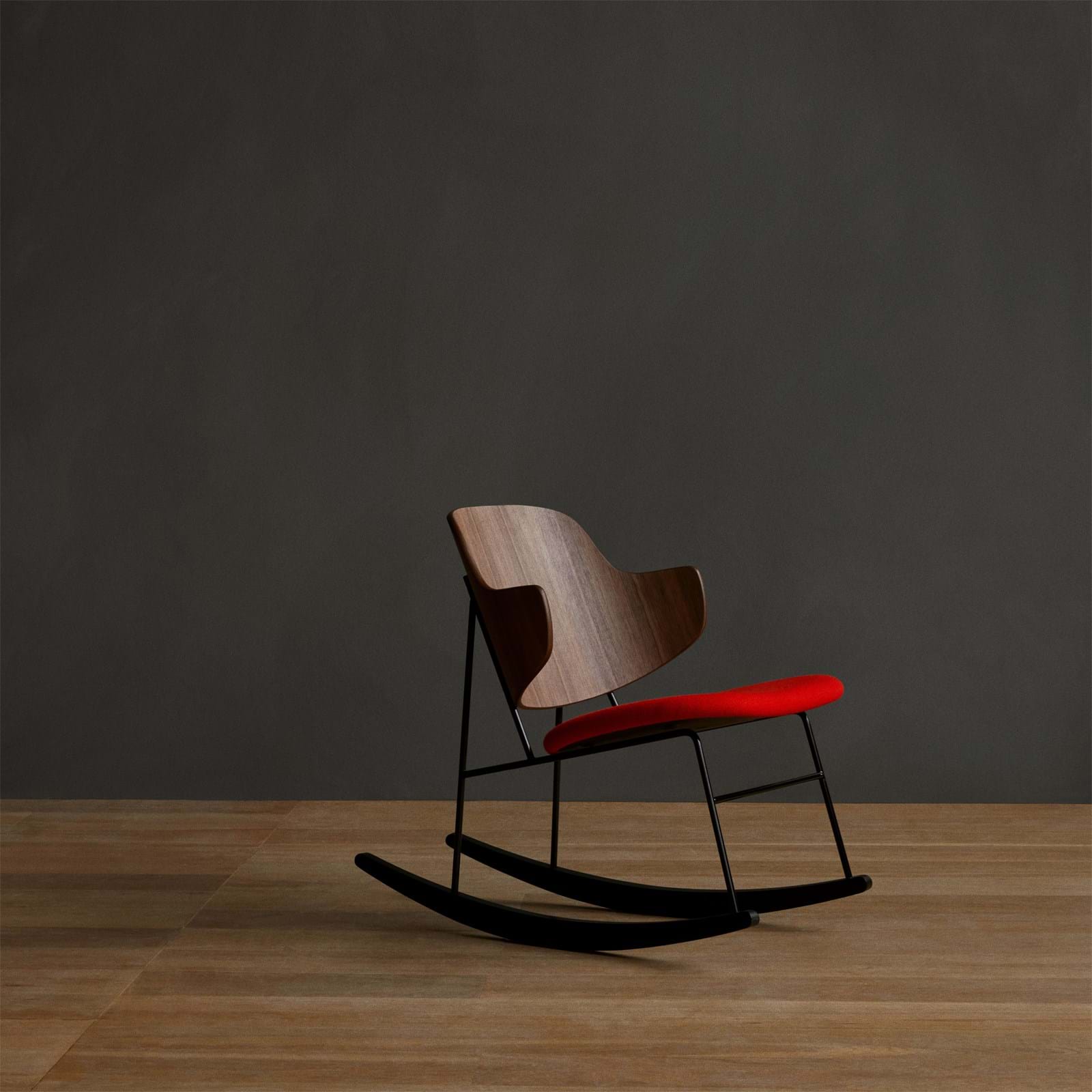 The Penguin Rocking Chair från Vålamagasinet Gungstolar, Audo Copenhagen, Image-2