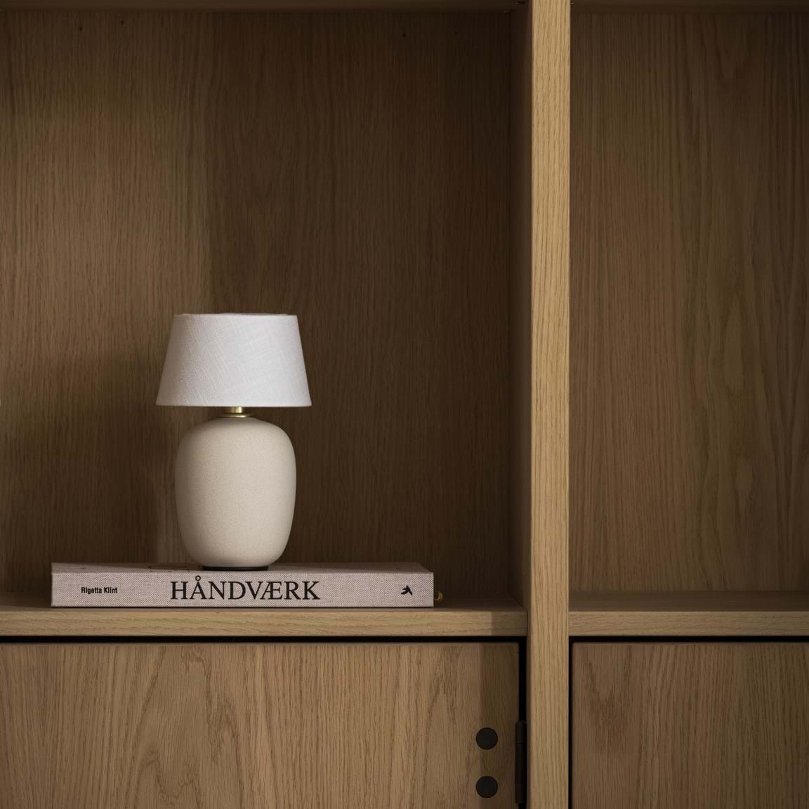 Torso Table Lamp Portable från Vålamagasinet Bordslampor, Audo Copenhagen, Image-6