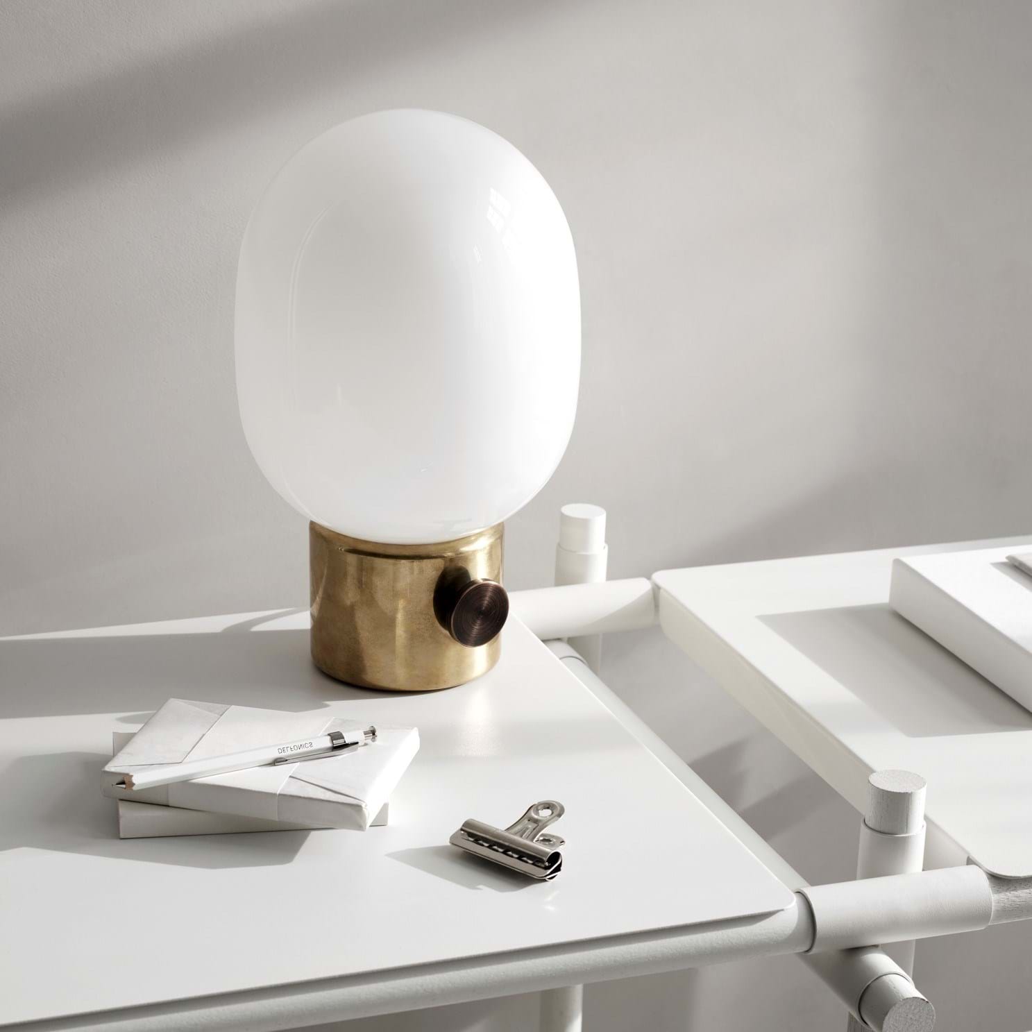 JWDA Table Lamp Small från Vålamagasinet Bordslampor, Audo Copenhagen, Image-3