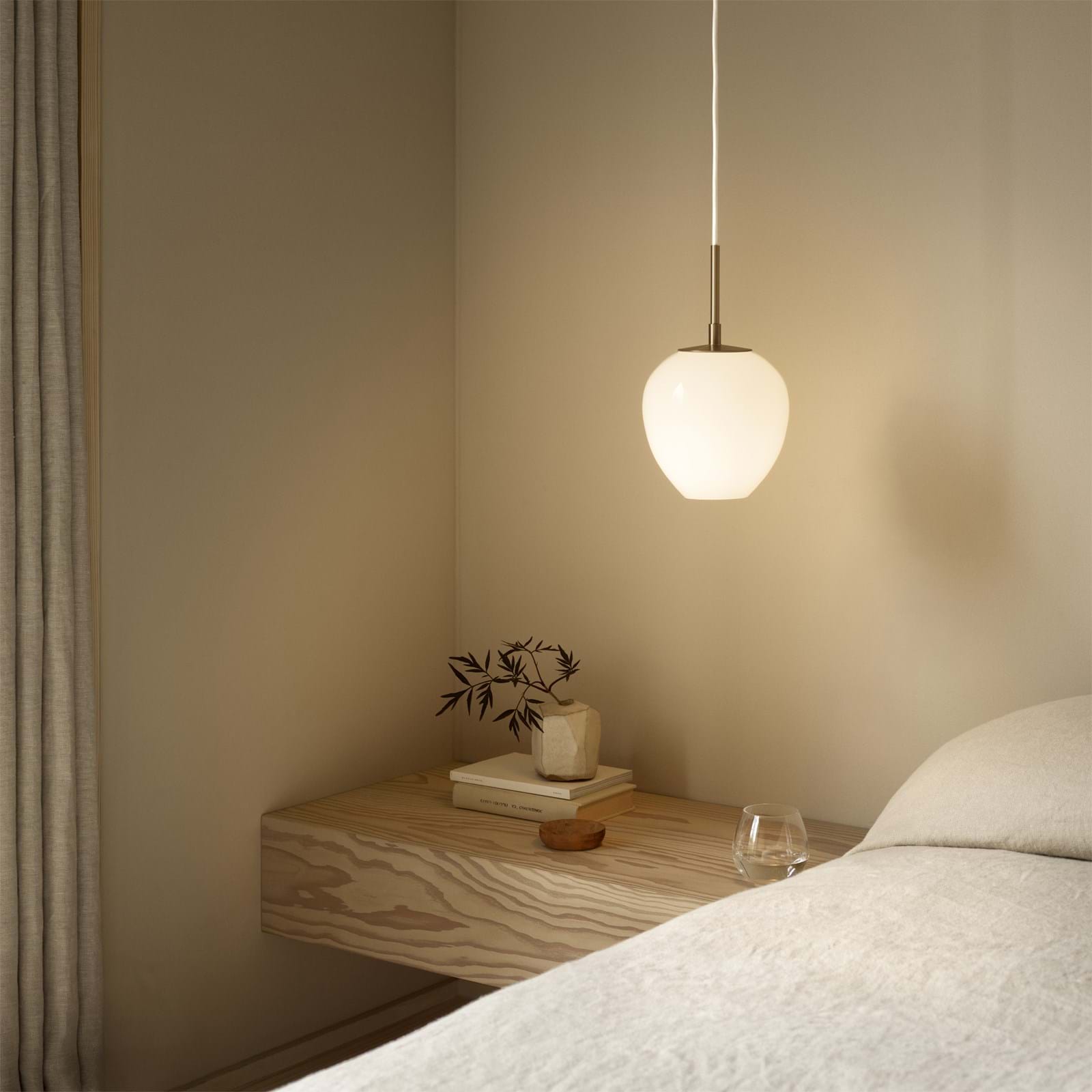 MT221 Tulip Lampa från Vålamagasinet Taklampor, Carl Hansen & Son, Image-2