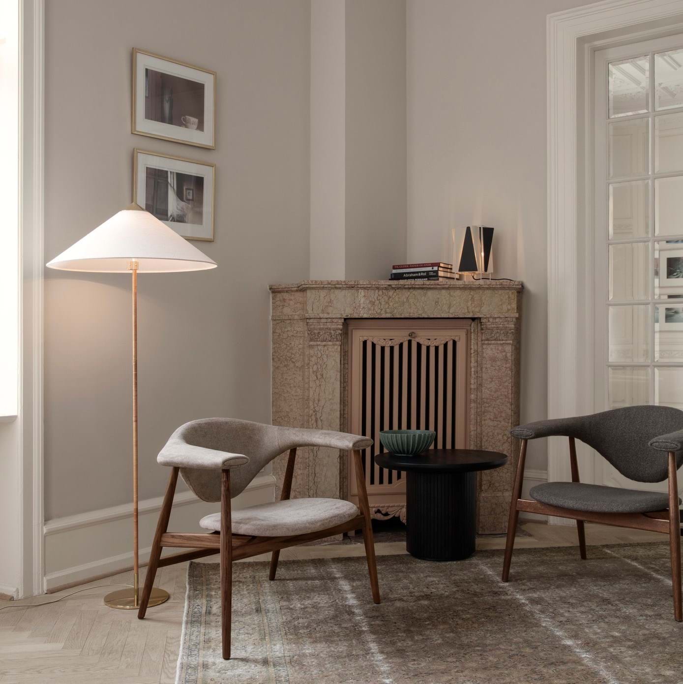 Moon Lounge Table från Vålamagasinet Sidobord, Gubi, Image-2