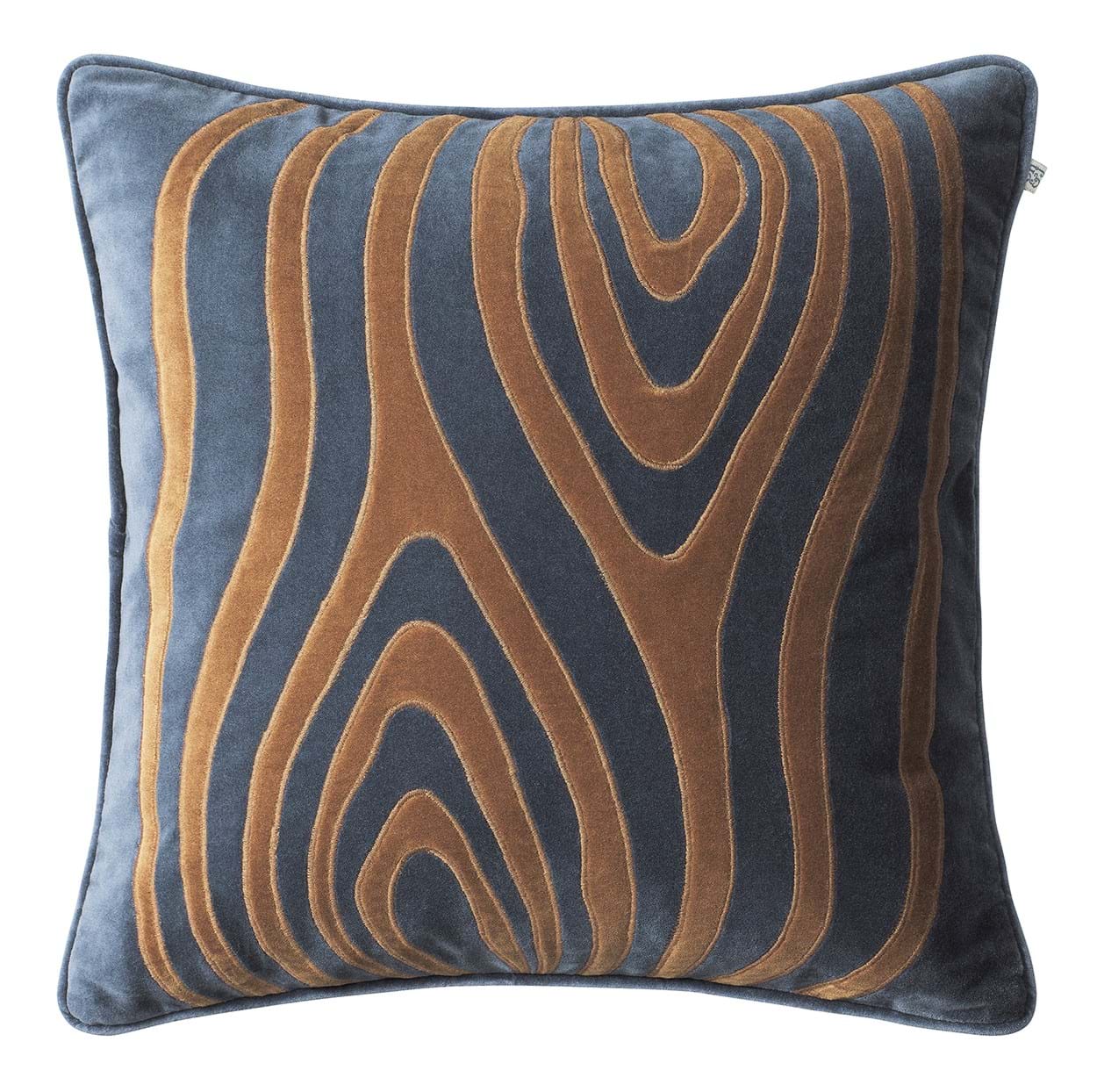 Mita Velvet Cushion Cover 50x50 från Vålamagasinet Prydnadskuddar, Chhatwal & Jonsson, Image-1