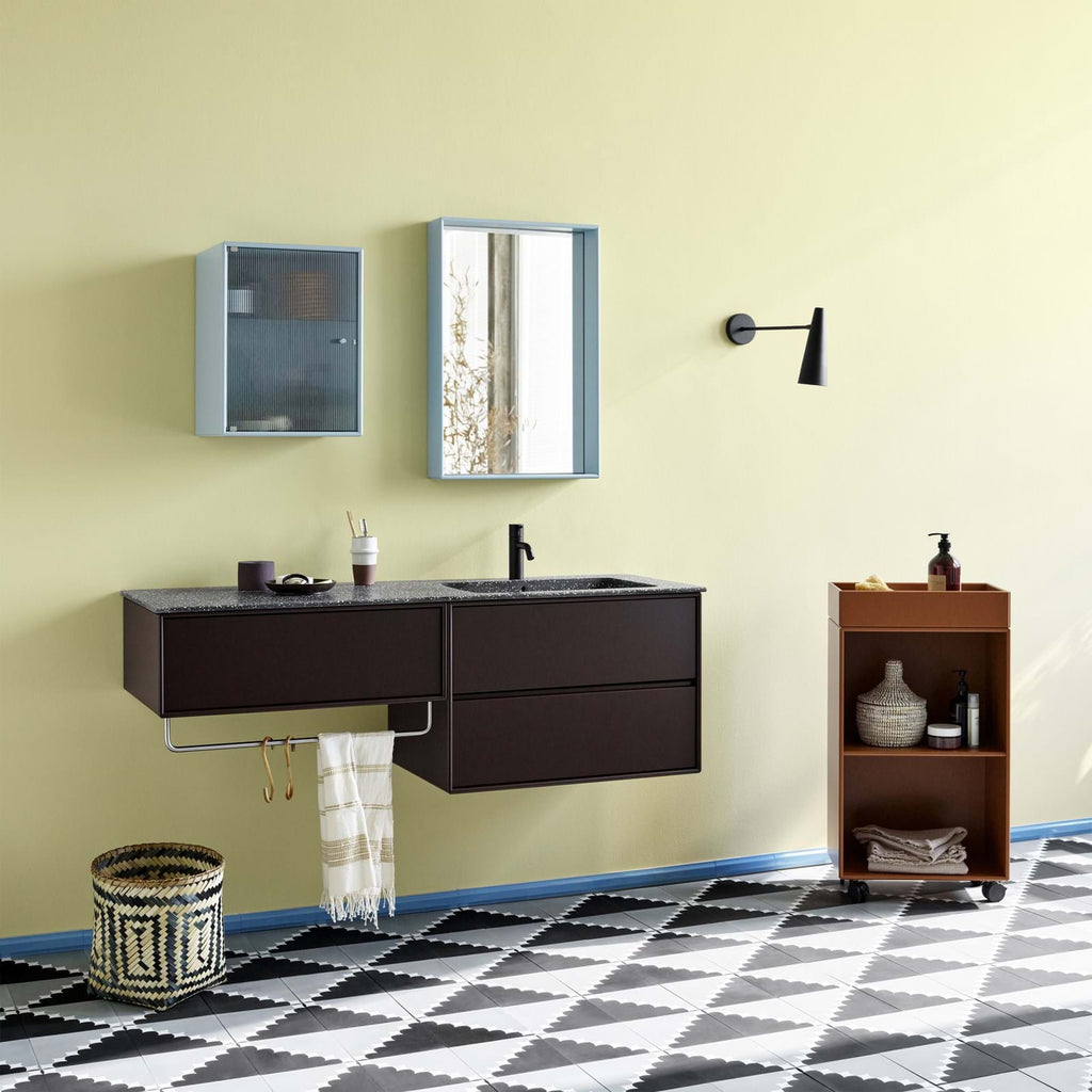 Ripple Bathroom Cabinet från Vålamagasinet Skåp och vitrinskåp, Montana, Image-3
