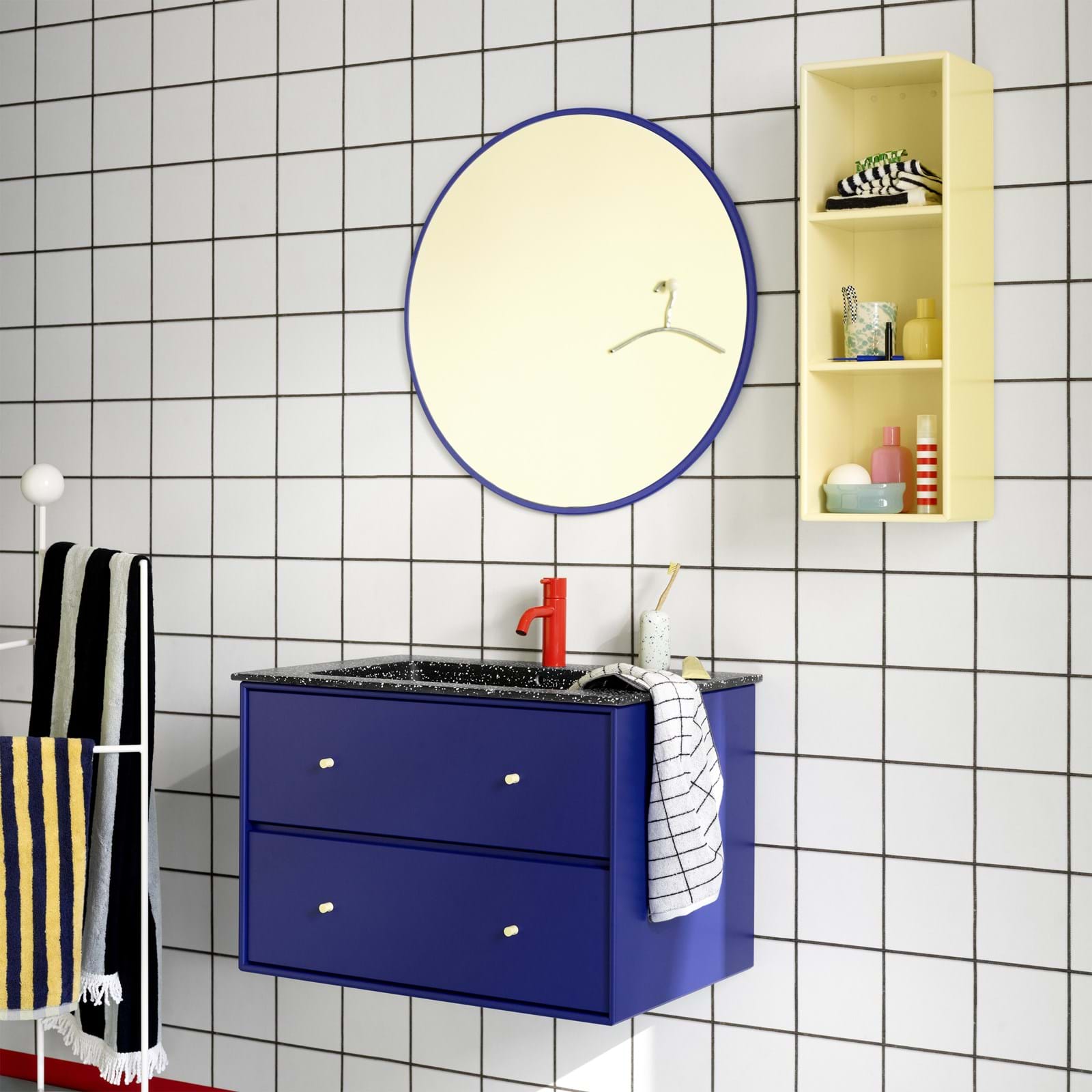 Around Mirror från Vålamagasinet Speglar, Montana, Image-3