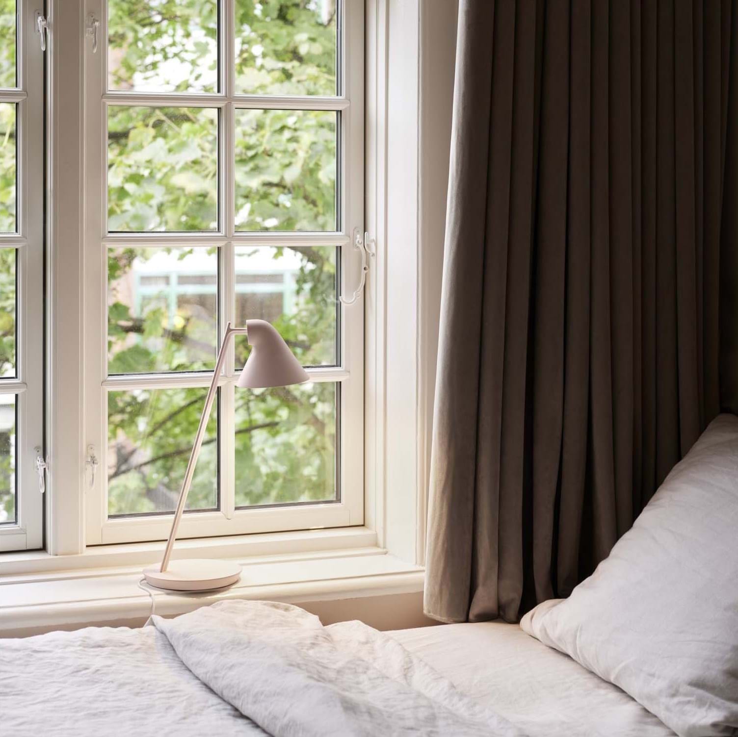 NJP Mini Bordslampa från Vålamagasinet Bordslampor, Louis Poulsen, Image-2